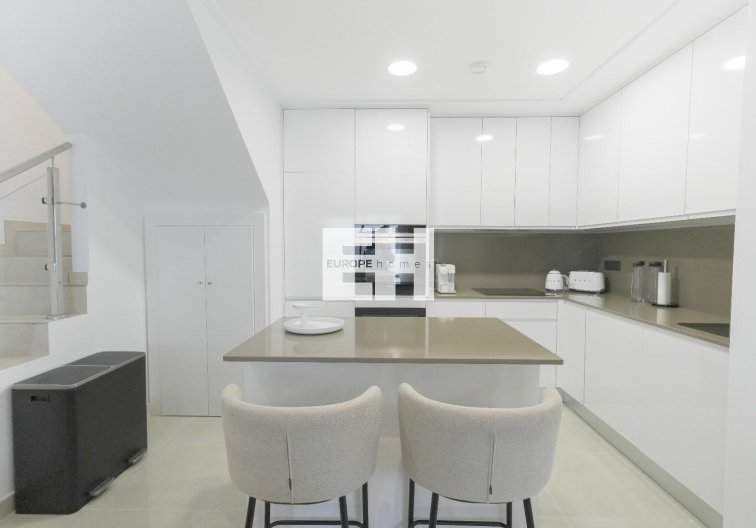 Herverkoop - villa - Dolores