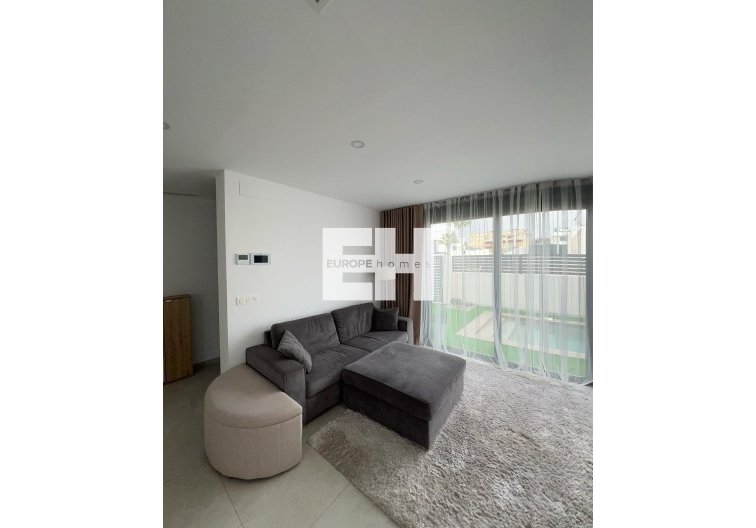 Segunda mano - villa - Benijofar