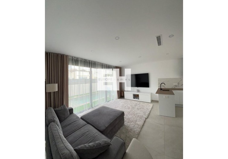 Segunda mano - villa - Benijofar