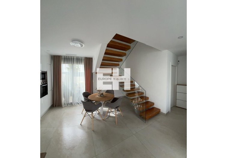 Segunda mano - villa - Benijofar