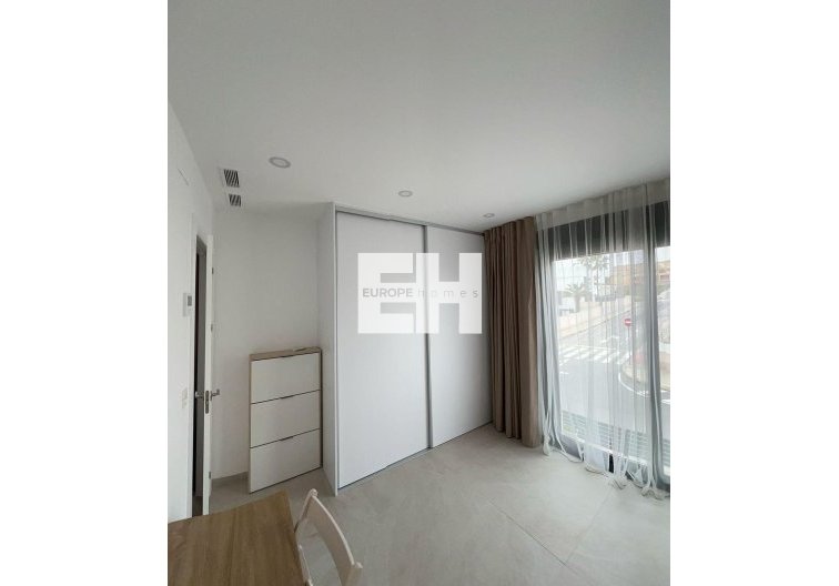 Segunda mano - villa - Benijofar