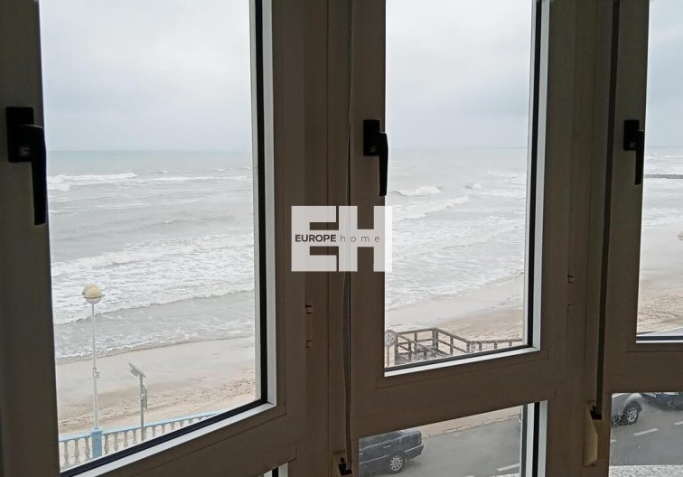 Segunda mano - Apartamento  - Torrevieja - PLAYA LOS LOCOS