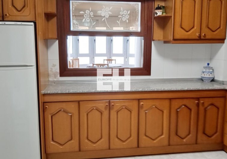 Segunda mano - Apartamento  - Torrevieja - PLAYA LOS LOCOS