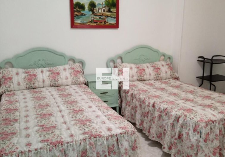 Segunda mano - Apartamento  - Torrevieja - PLAYA LOS LOCOS