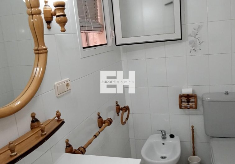 Segunda mano - Apartamento  - Torrevieja - PLAYA LOS LOCOS