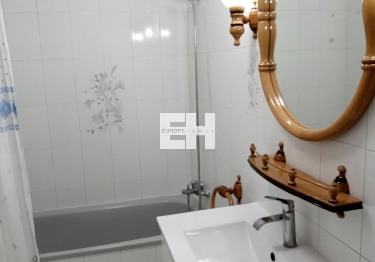 Segunda mano - Apartamento  - Torrevieja - PLAYA LOS LOCOS