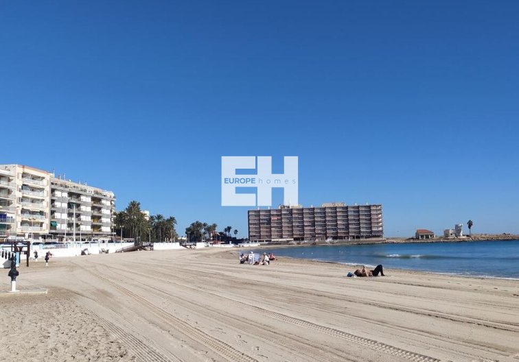 Segunda mano - Apartamento  - Torrevieja - PLAYA LOS LOCOS