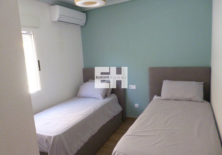 Segunda mano - villa - Pilar de la Horadada - Costa Blanca