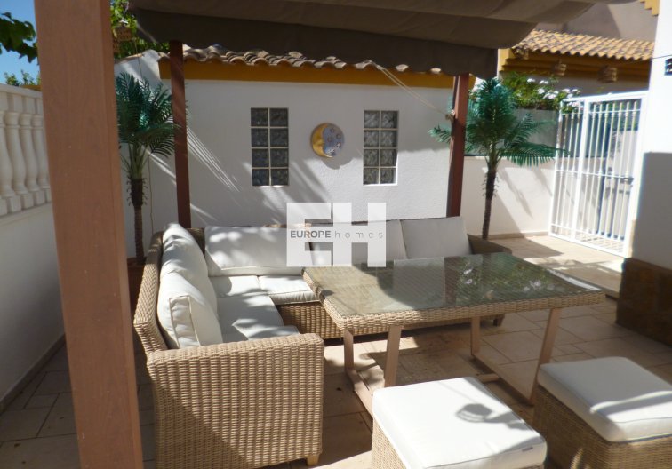 Segunda mano - villa - Pilar de la Horadada - Costa Blanca