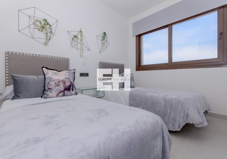 Obra Nueva - Bungalow en planta alta - Torrevieja - Los Balcones 