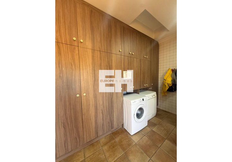 Herverkoop - town house - Avileses