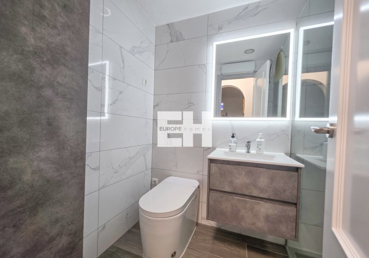 Segunda mano - Apartamento  - Vistabella Golf Entre Naranjos - Inland