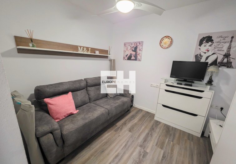 Segunda mano - Apartamento  - Vistabella Golf Entre Naranjos - Inland