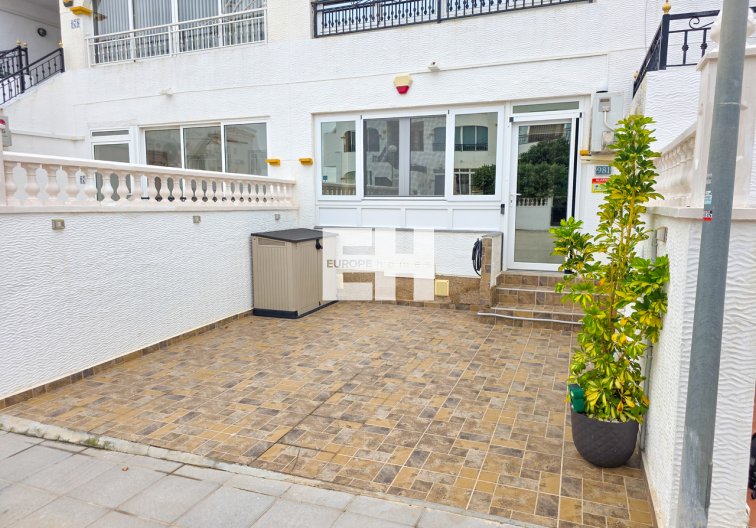 Segunda mano - Apartamento  - Vistabella Golf Entre Naranjos - Inland