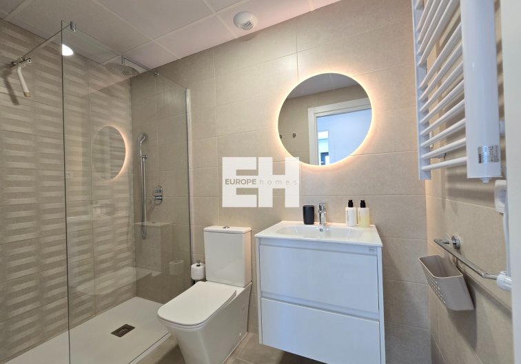 Segunda mano - Apartamento  - Santa Rosalia - Inland