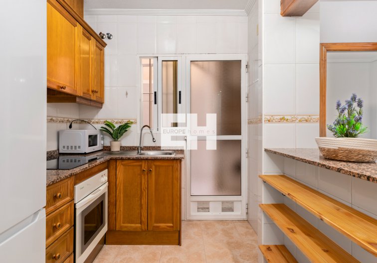 Segunda mano - Apartamento  - Torrevieja - Parque De Las Naciones