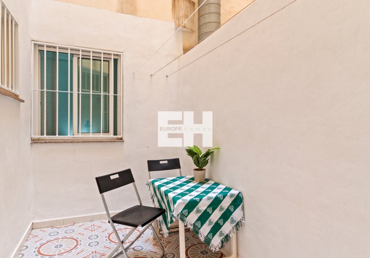 Segunda mano - Apartamento  - Torrevieja - Parque De Las Naciones