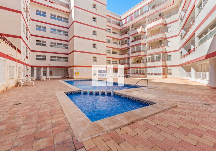 Segunda mano - Apartamento  - Torrevieja - Parque De Las Naciones