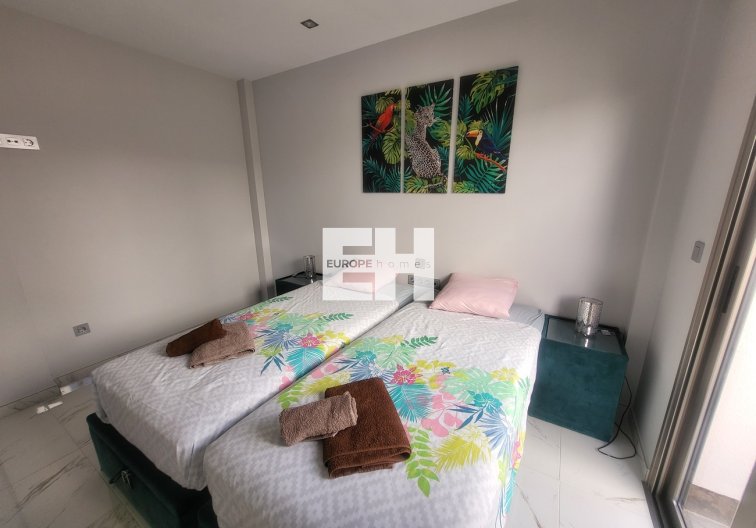 Revente - villa - Orihuela Costa - Costa Blanca