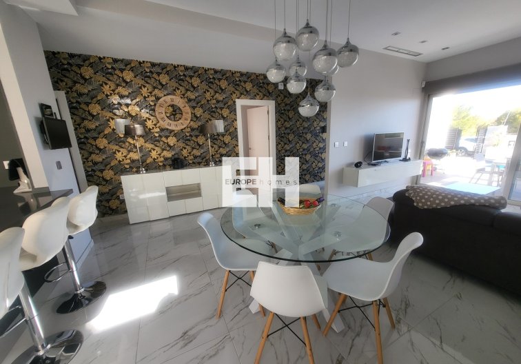 Revente - villa - Orihuela Costa - Costa Blanca