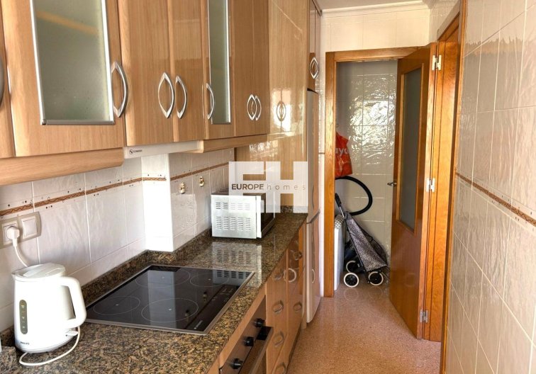 Segunda mano - Apartamento  - Torrevieja - Centro