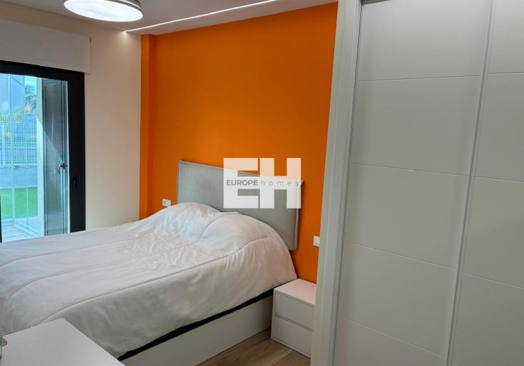 Segunda mano - Apartamento  - Villamartin - Costa Blanca