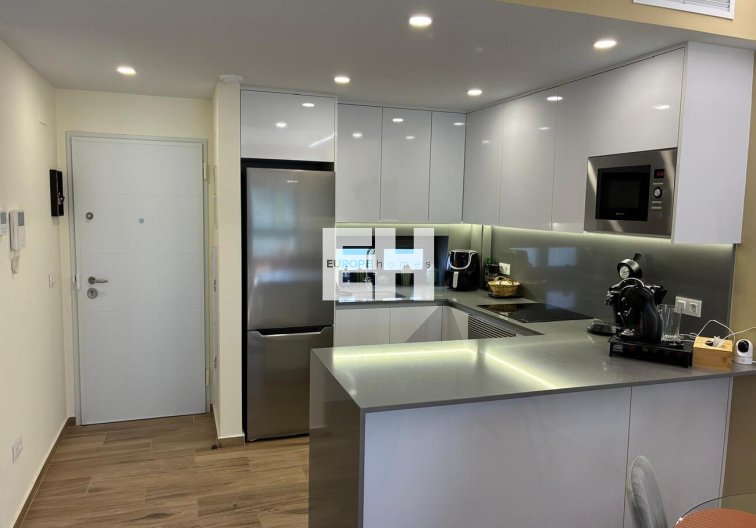 Segunda mano - Apartamento  - Villamartin - Costa Blanca