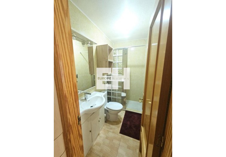 Segunda mano - Bungalow - Torrevieja - Los Balcones 