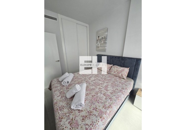 Segunda mano - Apartamento  - Torrevieja - Estacion De Autobuses