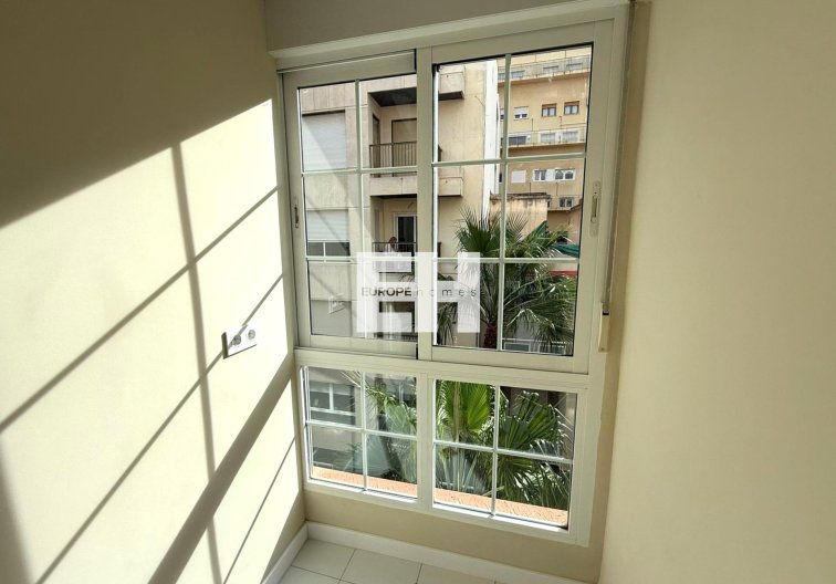 Segunda mano - Apartamento  - Torrevieja - Centro