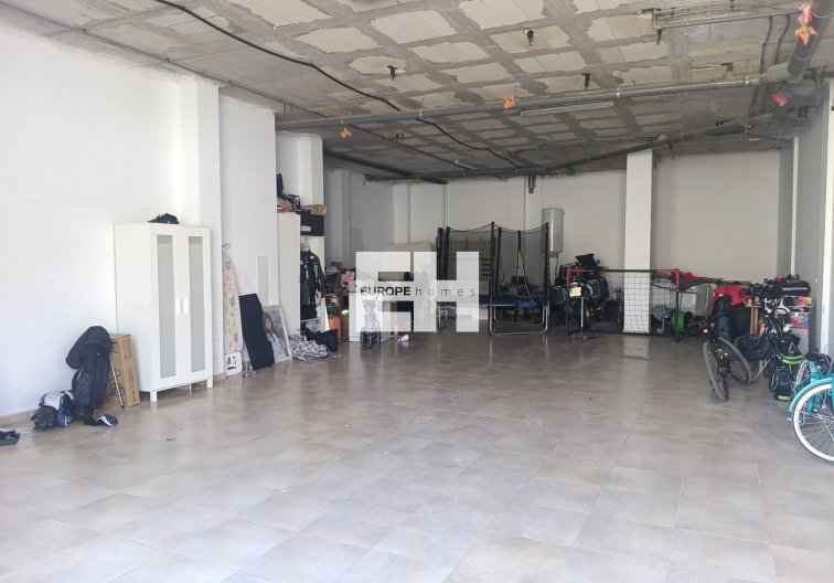 Segunda mano - town house - Roldan - Inland