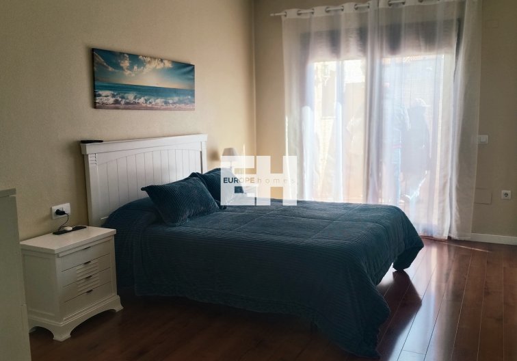 Segunda mano - town house - Roldan - Inland