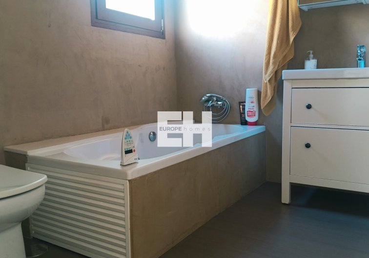 Segunda mano - town house - Roldan - Inland