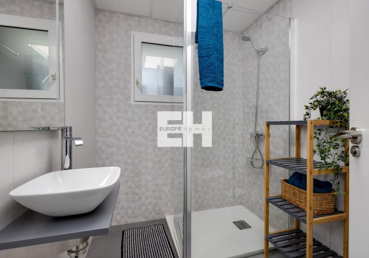 Segunda mano - Apartamento  - Torrevieja - Centro