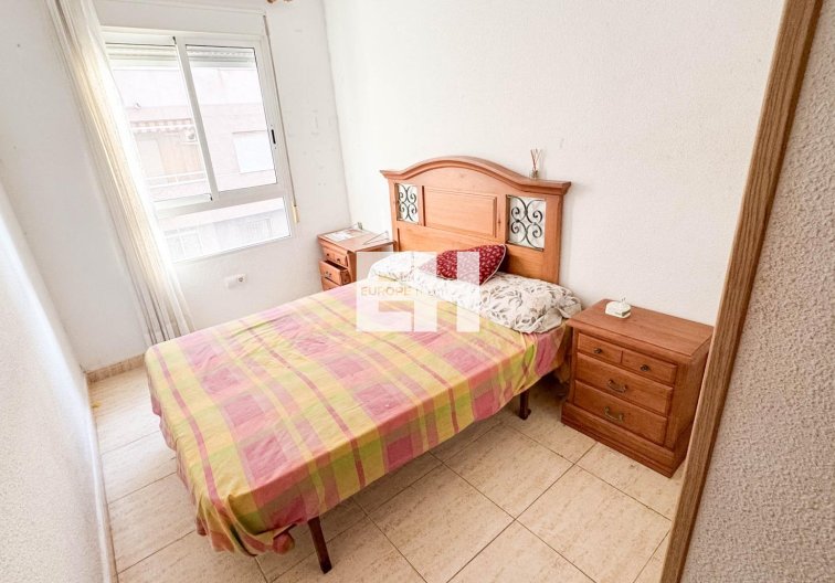 Segunda mano - Apartamento  - Torrevieja - Parque De Las Naciones