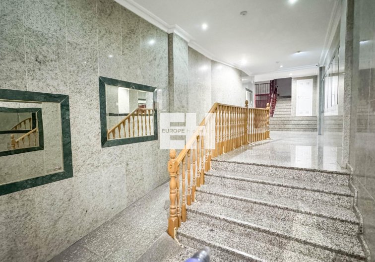 Segunda mano - Apartamento  - Torrevieja - Parque De Las Naciones