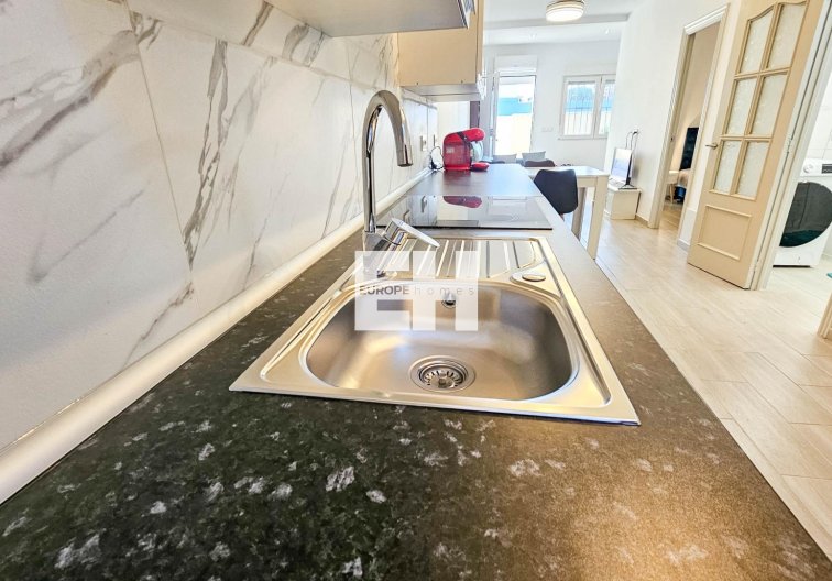 Wiederverkauf - town house - Torrevieja - El Limonar