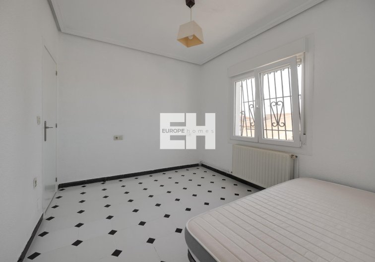 Segunda mano - Semi Detached - Torrevieja - La Siesta - El Salado - Torreta