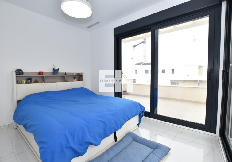 Segunda mano - villa - Los Montesinos - Costa Blanca