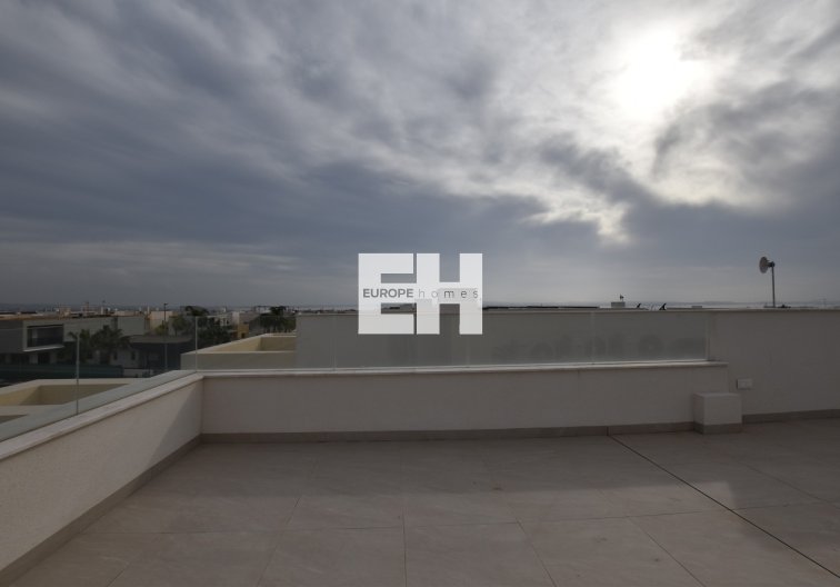 Segunda mano - villa - Los Montesinos - Costa Blanca