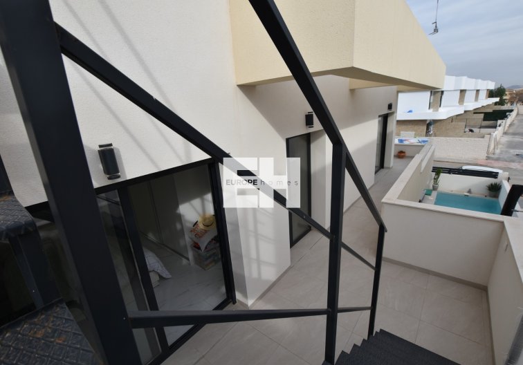 Segunda mano - villa - Los Montesinos - Costa Blanca