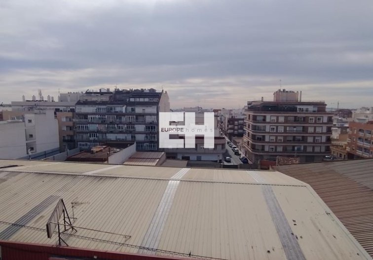 Segunda mano - Apartamento  - Torrevieja - CASCO URBANO