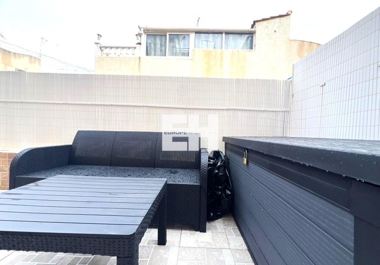 Segunda mano - Bungalow - Torrevieja - Los Balcones 