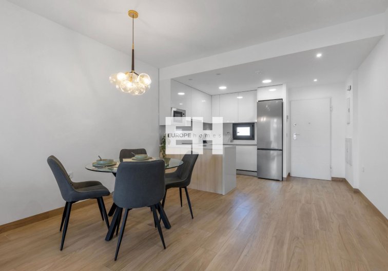 Segunda mano - Bungalow - Torrevieja - Los Balcones - Los Altos Del Edén