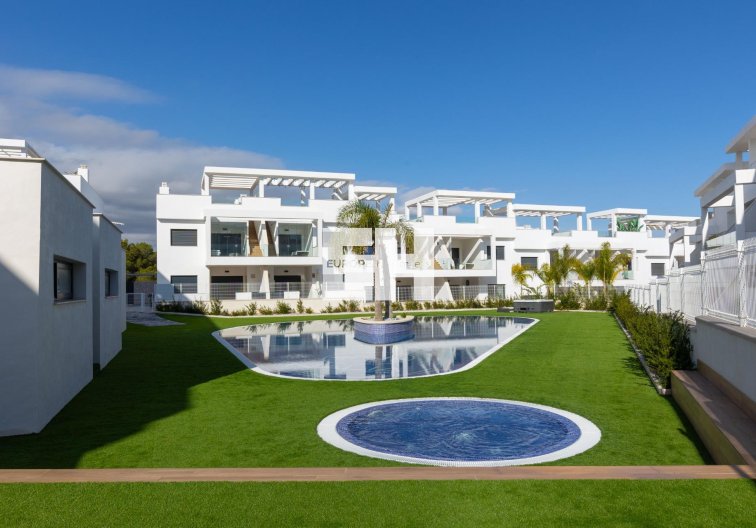 Segunda mano - Bungalow - Torrevieja - Los Balcones - Los Altos Del Edén