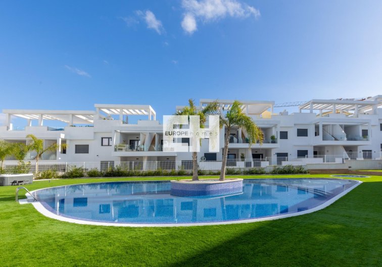 Segunda mano - Bungalow - Torrevieja - Los Balcones - Los Altos Del Edén