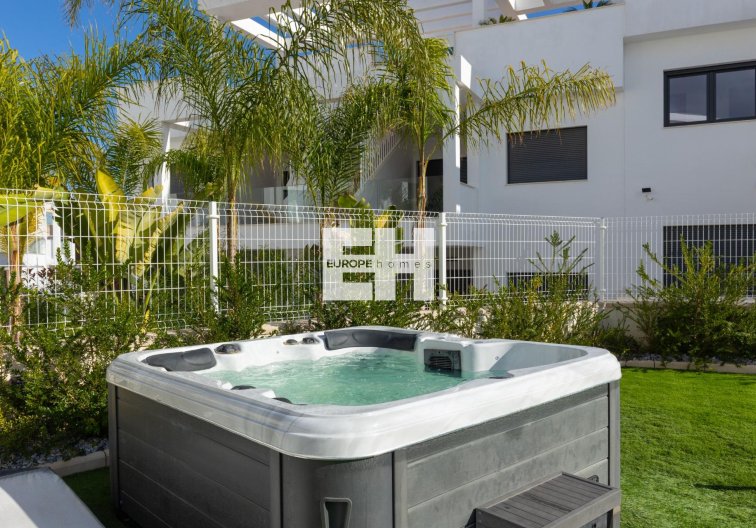 Segunda mano - Bungalow - Torrevieja - Los Balcones - Los Altos Del Edén