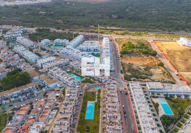Segunda mano - Bungalow - Torrevieja - Los Balcones - Los Altos Del Edén