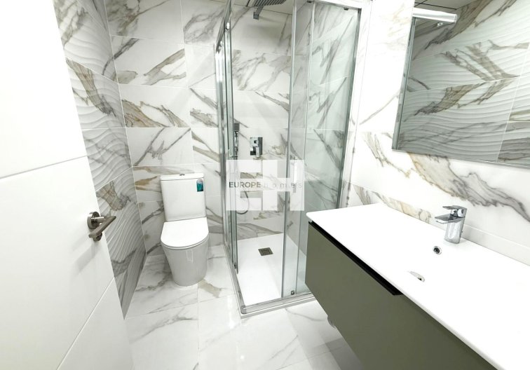 Segunda mano - Apartamento  - Torrevieja - Parque De Las Naciones