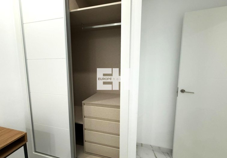 Segunda mano - Apartamento  - Torrevieja - Parque De Las Naciones